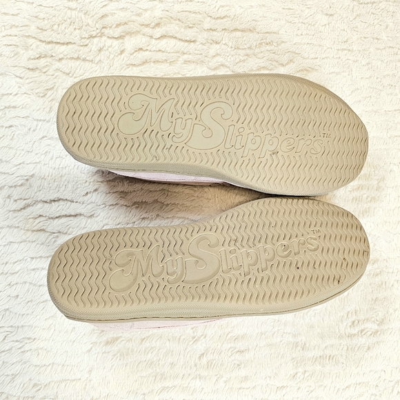 Blush MySlipper Moccasins - Picture 4 of 13